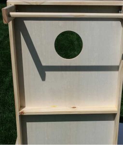 Cornhole boards brace detail